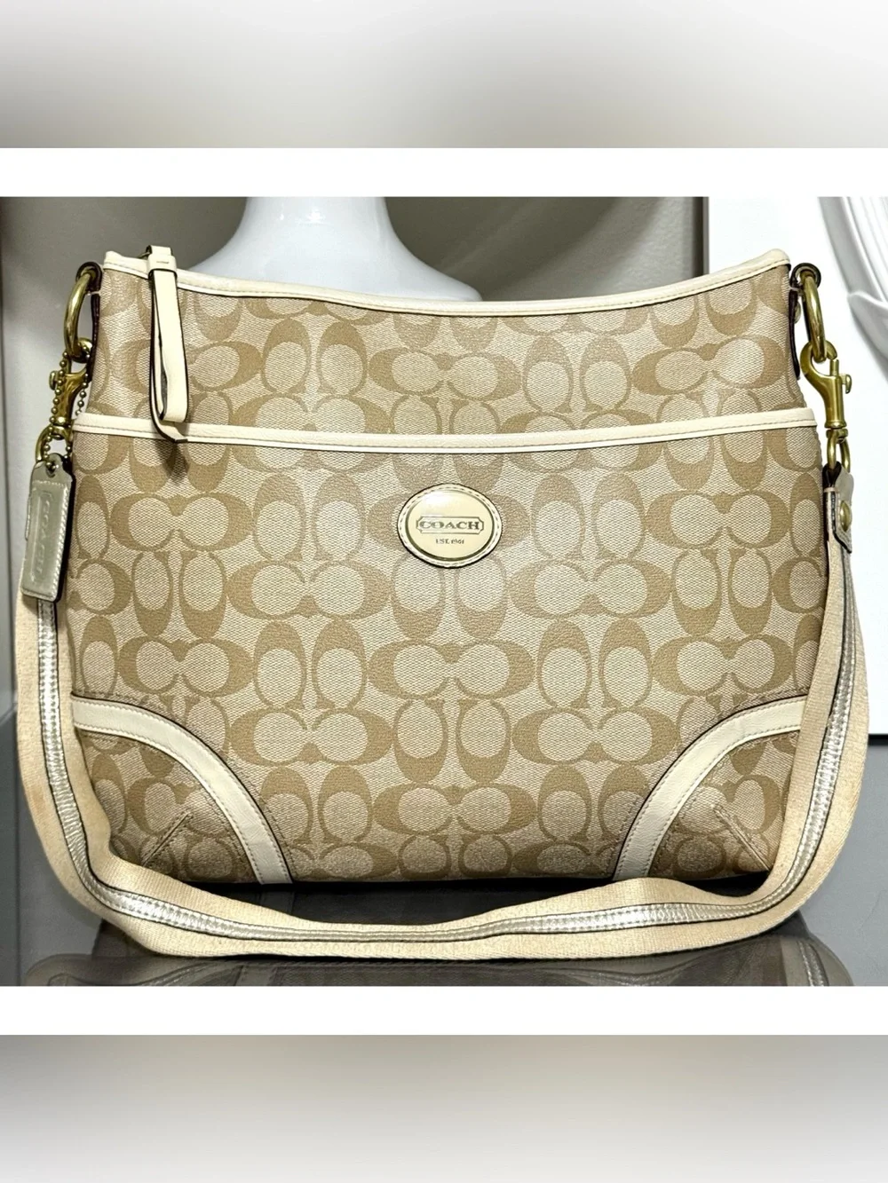 COACH Peyton Signature F19823 Convertible Hobo Shoulder/Crossbody Bag